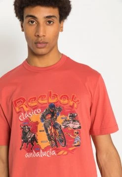 Reebok Classic Homme DESTINATION TEE T Shirt Imprimé Rhodonite -Reebok Classic Soldes Magasin ff43ecd60f33457ea47120a1fe3fcb34