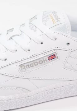 Reebok Classic CLUB C 85 Baskets Basses White/light Grey Femme -Reebok Classic Soldes Magasin 03e3a6bc6835434798054fb27b22ffcc