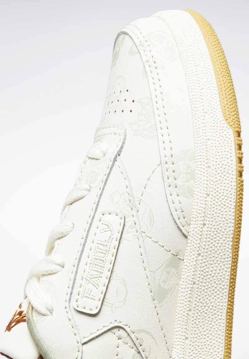 Reebok Classic Unisex CLUB C 85 KUNG FU PANDA Baskets Basses White 11 Reebok Classic Unisex CLUB C 85 KUNG FU PANDA Baskets Basses White – Image 11
