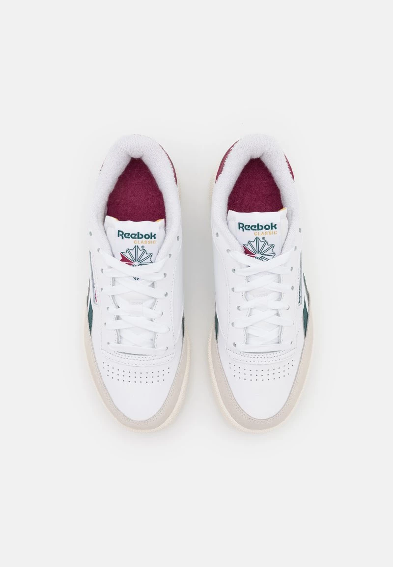 Reebok Classic CLUB C REVENGE Baskets Basses Footwear White/midnight Pine/punch Berry Unisex 4 Reebok Classic CLUB C REVENGE Baskets Basses Footwear White/midnight Pine/punch Berry Unisex – Image 4