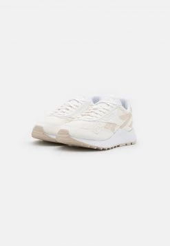 Reebok Classic LEGACY GROW UNISEX Baskets Basses Off White/white/sand -Reebok Classic Soldes Magasin 0f5d19617a464f1e81370740e79f237e