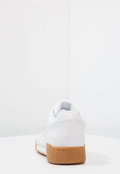 Reebok Classic WORKOUT PLUS Baskets Basses White/carbon/red/roya Unisex -Reebok Classic Soldes Magasin 11195c40e6144a1284a04280d136f87e