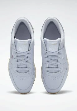 Reebok Classic CLASSIC Baskets Basses Grey Femme 10 Reebok Classic CLASSIC Baskets Basses Grey Femme -Reebok Classic Soldes Magasin 11a5142359494f8dbb1777d8437a8491