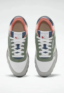 Reebok Classic CLASSIC LEATHER SHOES Baskets Basses White Unisex -Reebok Classic Soldes Magasin 1d978298d6824c66a994159600d6f4b3