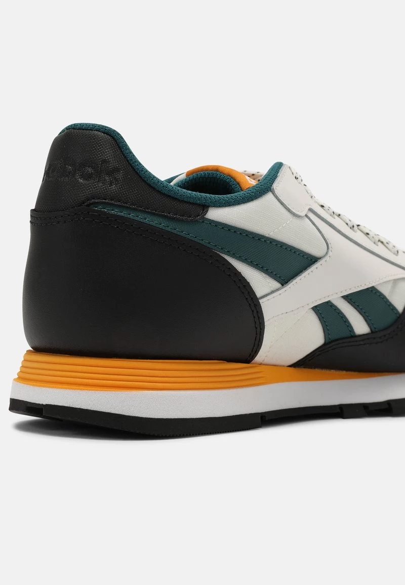 Reebok Classic CLASSIC LEATHER UNISEX Baskets Basses Chalk/core Black/semi Solar Gold 5 Reebok Classic CLASSIC LEATHER UNISEX Baskets Basses Chalk/core Black/semi Solar Gold – Image 5