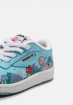 Reebok Classic CLUB UNISEX Baskets Basses Digital Blue/core Black/white -Reebok Classic Soldes Magasin 2273cc7d05af439b8f198848701d90cd