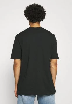 Reebok Classic SOUVENIR TEE T Shirt Imprimé Black Homme 7 Reebok Classic SOUVENIR TEE T Shirt Imprimé Black Homme -Reebok Classic Soldes Magasin 2d8ecbff4d574f24999d3f283aa14da2