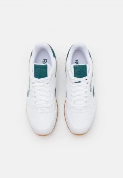 Reebok Classic CL VEGAN UNISEX Baskets Basses Footwear White/midnight Pine -Reebok Classic Soldes Magasin 2e95c0b26e8a497b9deef2179edeffb9