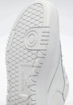 Reebok Classic CLUB C DOUBLE Baskets Basses White Enfant 17 Reebok Classic CLUB C DOUBLE Baskets Basses White Enfant -Reebok Classic Soldes Magasin 369506a6e2cf461f9fae720d12500c04