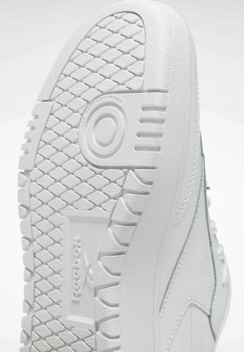 Reebok Classic CLUB C DOUBLE Baskets Basses White Enfant 9 Reebok Classic CLUB C DOUBLE Baskets Basses White Enfant – Image 9