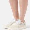 Reebok Classic Femme LT COURT Baskets Basses Beige
