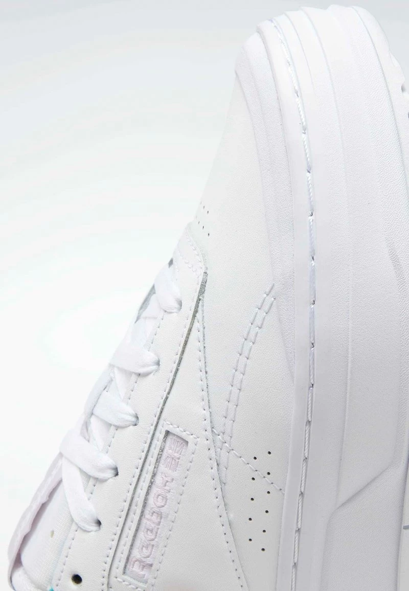 Reebok Classic SCARPE CLUB C DOUBLE GEO Baskets Basses White Femme 11 Reebok Classic SCARPE CLUB C DOUBLE GEO Baskets Basses White Femme – Image 11