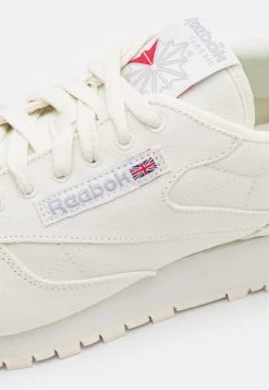 Reebok Classic CL LTHR GROW UNISEX Baskets Basses White -Reebok Classic Soldes Magasin 628798d29ffa4a8698d8f86bdadc09b7