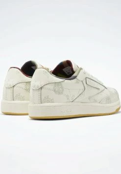 Reebok Classic Unisex CLUB C 85 KUNG FU PANDA Baskets Basses White 15 Reebok Classic Unisex CLUB C 85 KUNG FU PANDA Baskets Basses White -Reebok Classic Soldes Magasin 7081b3929f314c58b5659b313ed57376