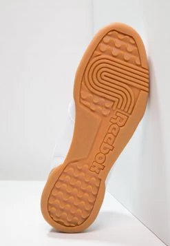 Reebok Classic WORKOUT PLUS Baskets Basses White/carbon/red/roya Unisex -Reebok Classic Soldes Magasin 7ad632ce47e343cea9b2a63668576a75