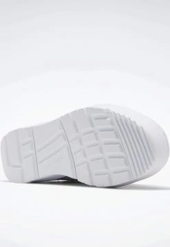 Reebok Classic Femme SCARPE CLUB C DOUBLE GEO Baskets Basses Grey -Reebok Classic Soldes Magasin 8a0e42883b9f490f8d052b1a82ebe3e9