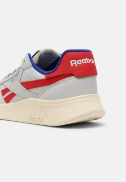 Reebok Classic Unisex CLUB C LEGACY REVENGE Baskets Basses Pure Grey/vector Red/alabaster -Reebok Classic Soldes Magasin 8d130b40c2bd4fd6802eed99fc430cf1