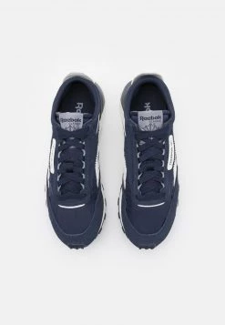Reebok Classic CL LEGACY Baskets Basses Vector Navy/chalk/cold Grey Unisex 9 Reebok Classic CL LEGACY Baskets Basses Vector Navy/chalk/cold Grey Unisex -Reebok Classic Soldes Magasin 8ee443d1d7de4f429de4c48e654adf60