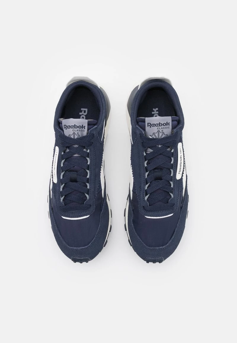 Reebok Classic CL LEGACY Baskets Basses Vector Navy/chalk/cold Grey Unisex 4 Reebok Classic CL LEGACY Baskets Basses Vector Navy/chalk/cold Grey Unisex – Image 4