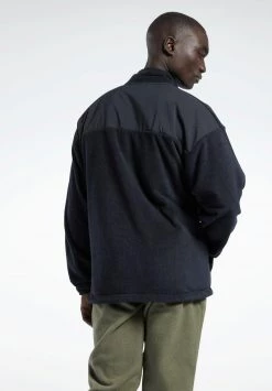 Reebok Classic Homme VECTOR Veste Polaire Black 10 Reebok Classic Homme VECTOR Veste Polaire Black -Reebok Classic Soldes Magasin a5ee1b780d884a79ab20ec609606e705