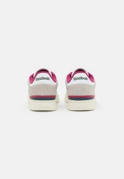 Reebok Classic Unisex AD COURT Baskets Basses Footwear White/midnight Pine/punch Berry -Reebok Classic Soldes Magasin a897825b101648e496ca8932efdf2909