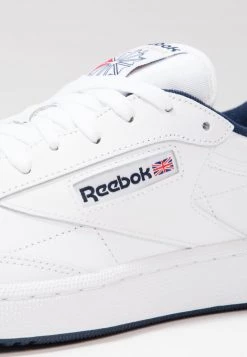 Reebok Classic CLUB C 85 LEATHER UPPER SHOES Baskets Basses White/navy Unisex -Reebok Classic Soldes Magasin bb72f53b25244a40b086d0767e656d1a