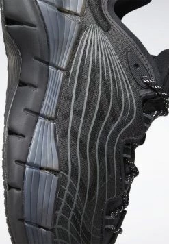 Reebok Classic ZIG KINETICA II UNISEX Baskets Basses Black/grey -Reebok Classic Soldes Magasin c321fec0e6ab4d91a937462f3320f264