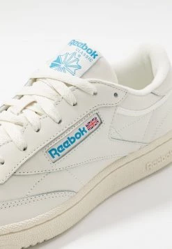 Reebok Classic Unisex CLUB C 85 Baskets Basses Chalk/paperwhite/cyan -Reebok Classic Soldes Magasin c37e7e92d3f14e6f8150a531eabc3ce3