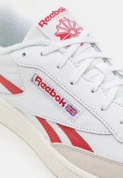 Reebok Classic CLUB C REVENGE UNISEX Baskets Basses White/maroon Red/chalk -Reebok Classic Soldes Magasin c4bc10fd670c4dd7a28527a3ddb5d039