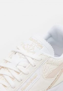 Reebok Classic LEGACY GROW UNISEX Baskets Basses Off White/white/sand -Reebok Classic Soldes Magasin ccf3f802d2e042a7bb4c4f38ff0d8be1