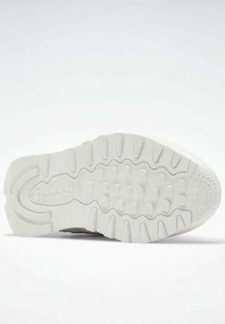 Reebok Classic CLASSIC Baskets Basses White Femme -Reebok Classic Soldes Magasin cf942e70b506401ab30c9ec296a48e16