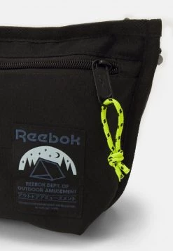 Reebok Classic CAMPING CITY BAG UNISEX Sac Bandoulière Black -Reebok Classic Soldes Magasin d333388b78c74794a31655319d7b554c