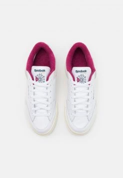 Reebok Classic Unisex AD COURT Baskets Basses Footwear White/midnight Pine/punch Berry -Reebok Classic Soldes Magasin df2cc1bc2e024ad790f1d4b22517a18c