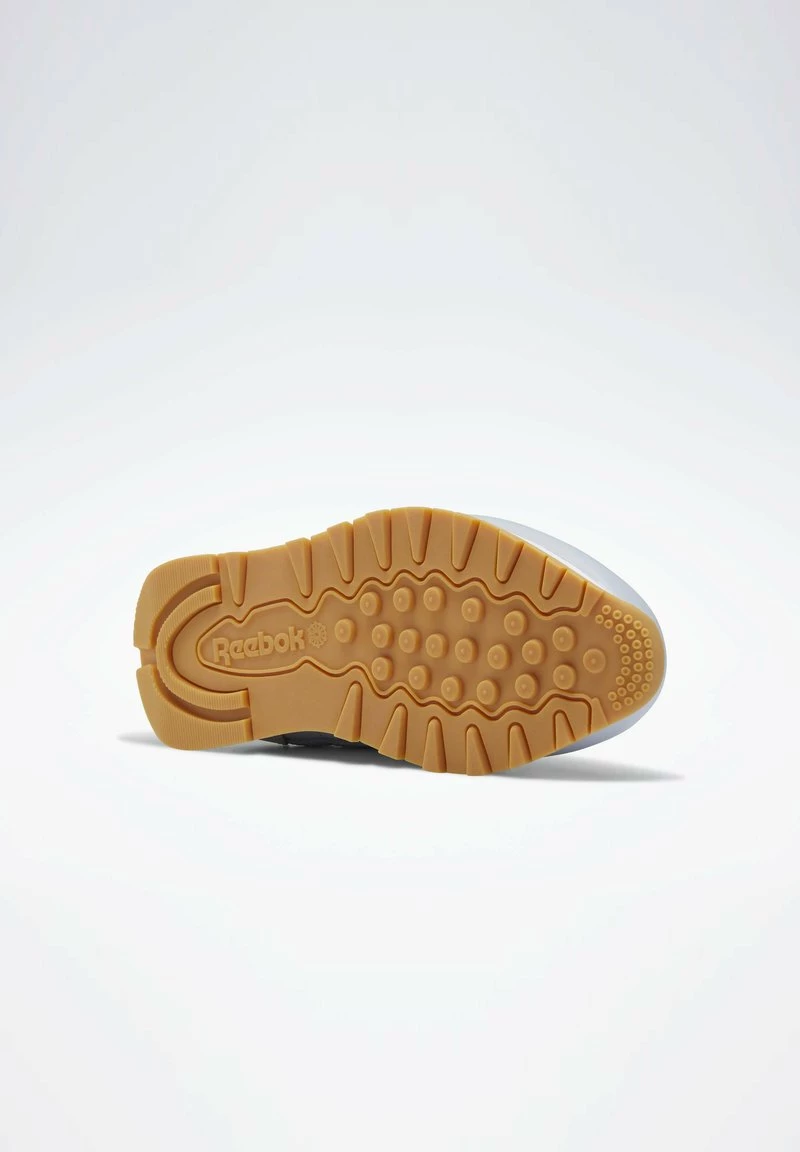 Reebok Classic CLASSIC Baskets Basses Grey Femme 5 Reebok Classic CLASSIC Baskets Basses Grey Femme – Image 5