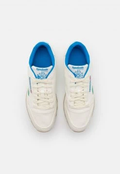 Reebok Classic CL LTHR GROW Baskets Basses Chalk/court Green/horizon Blue Unisex -Reebok Classic Soldes Magasin e61de458cc3f4ce19d87e9439a122635