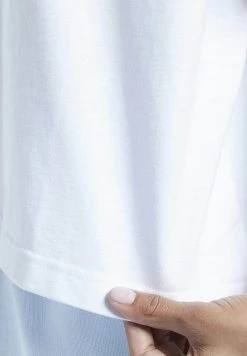 Reebok Classic Femme T Shirt Basique White 13 Reebok Classic Femme T Shirt Basique White -Reebok Classic Soldes Magasin e83ffaee3a014156ac35868dda557d1b